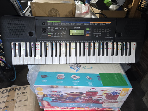 Yamaha psr e253 - yamaha, psr-e253