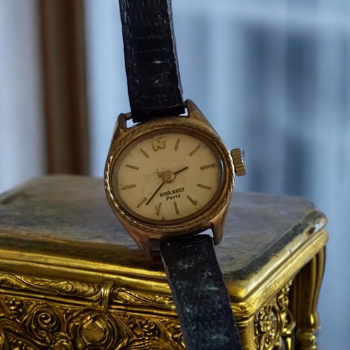 Montre vintage nina - montre,