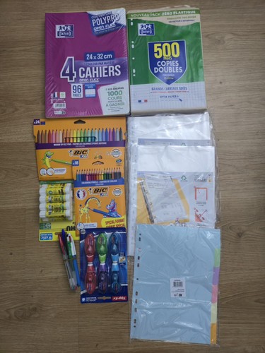 Lot fournitures scolaires - de,