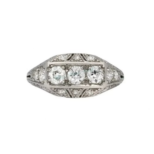 Bague fiançailles trois - de,