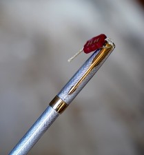 MAGNIFIQUE STYLO PORTE-MINES PARKER SONNET ARGENT MASSIF 925 - FINITION CHEVRONS