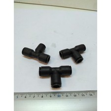 LOT DE 3 RACCORDS PNEUMATIQUES