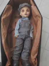 Poupée Gothique de Collection Living Dead Dolls : Isaiah (Serie 11)