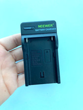 NEEWER NW-E8 Charger for Sony