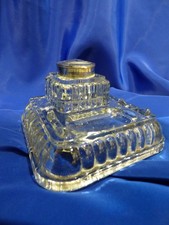 Encrier ancien en verre avec