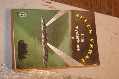 Jules verne l - :, l'ïle