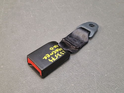 Attache ceinture sécurité