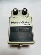 Vis argentée Boss Noise Gate