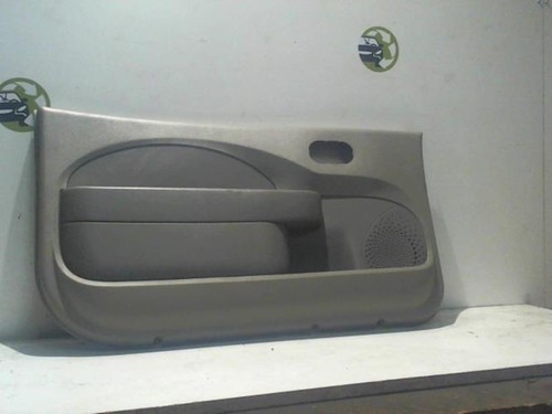 Garniture porte avant - , gauche