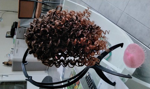 Postiche partiel pour chignon.
