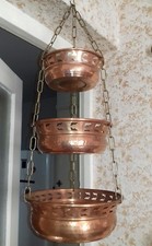 JARDINIERES  EN CUIVRE (3 plateaux) A SUSPENDRE DE STYLE: EN CUIVRE ROUGE  