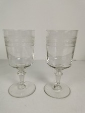 ancien grand verre, vin ou eau, Frise, Hauteur 15,5 Cm, Vintage 