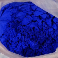 poudre de pigment bleu temple