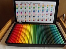 Boite de 120 crayons de couleur carrés - brutfuner
