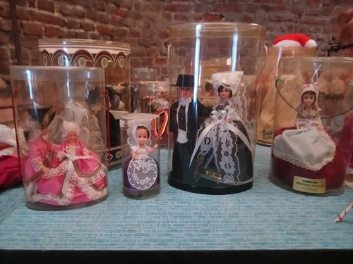 Lot petites poupées - lot,