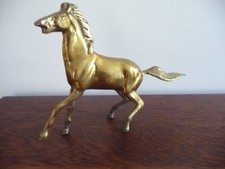 ANCIENNE  STATUETTE CHEVAL  en