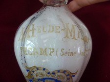 ANCIENNE bouteille carafe émaillée :  alcoll liqueur  quinquina  A.HEUDE MILON