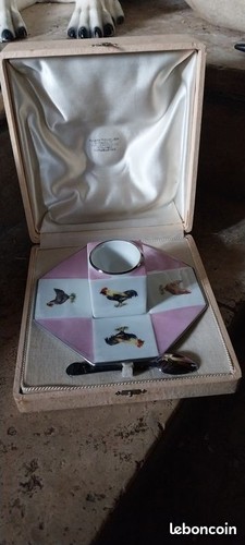 Ancien coquetier enfant - ancien,