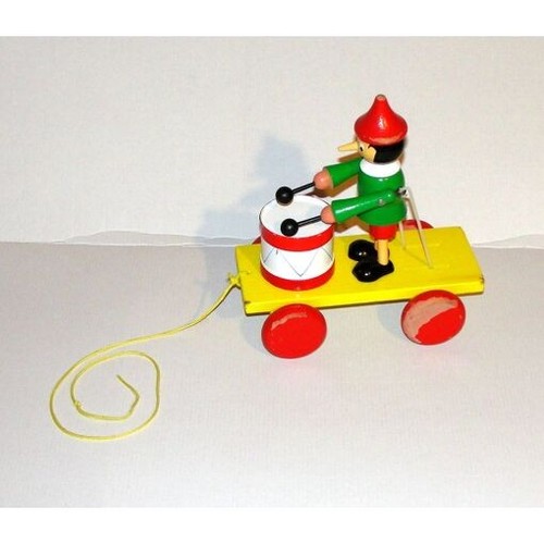Pinocchio bois tirer - bois, a