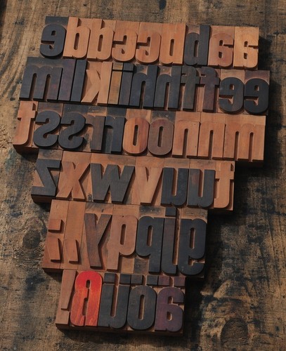 Anciens caractères - a-z,