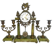 Garniture cheminée de style