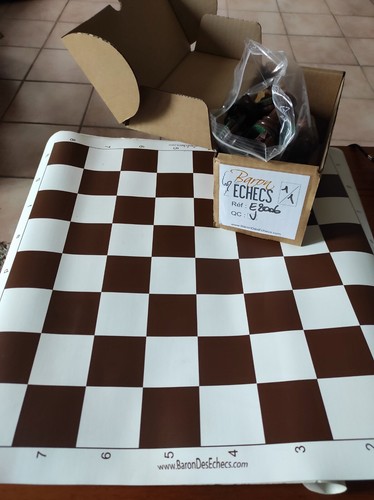 Jeux échecs neuf tapis - jeux,