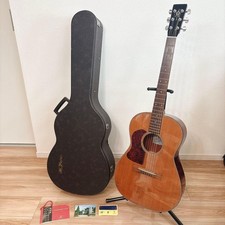 [Gauche] Guitare acoustique
