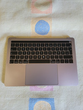 Party basse MacBook Pro A1989