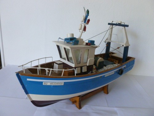 Peu courant maquette - peu,