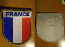 INSIGNE MILITAIRE D'ÉPAULE EN TISSU FRANCE – 66mm x 75 mm