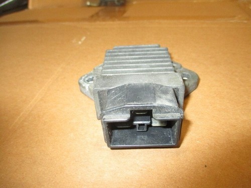 Regulateur 600 hornet années - 600,