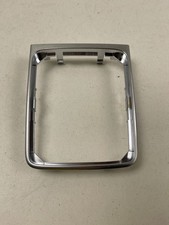 Volkswagen PASSAT B7 2012 OEM Contour de levier de vitesses 1016471 AXW626