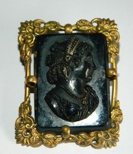 superbe broche camée sur