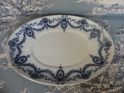 Petit plat faience - , anglaise