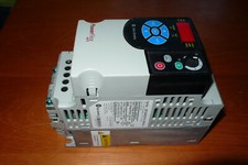 VARIATEUR TRIPHASE 380V 1,5kW VITESSE POWERFLEX 4M, ALLEN BRADLEY 22F-D4P2N103