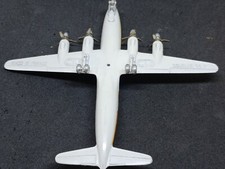 Avion Douglas DC7 métal