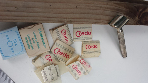 Ancien curieux petit - , rasoir