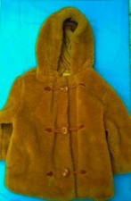 SUPERBE MANTEAU EN FOURRURE MARRON POUR FILLE ( T/3 ANS) Acheté EN NOVEMBRE 2024