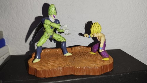 Diorama figurine gohan cell - diorama,