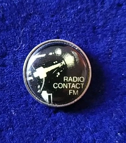 Rare pins radio contact - pins, fm