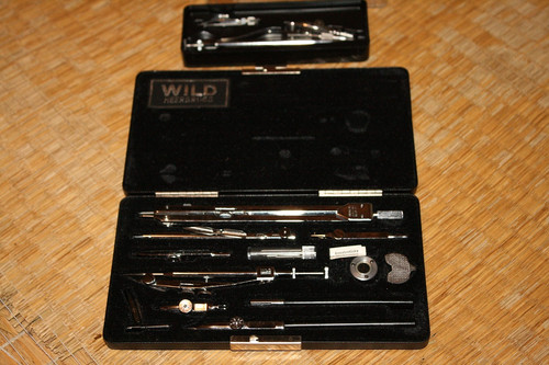 Lot coffret boite compas - lot,