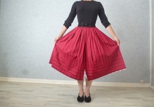 ancienne jupe vintage , dirndl