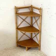 Etagère d'angle en rotin
