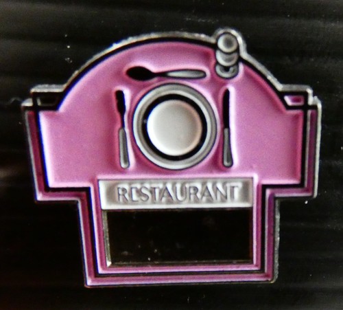 Pin plaque restaurant - pin's,