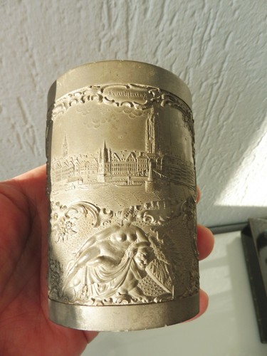 Beau antique gobelet - beau,,