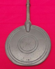 ANCIENNE PELLE DE BRASERO EN