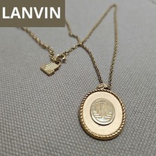 Collier pendentif gravé logo