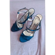 Escarpins d'été satin bleu