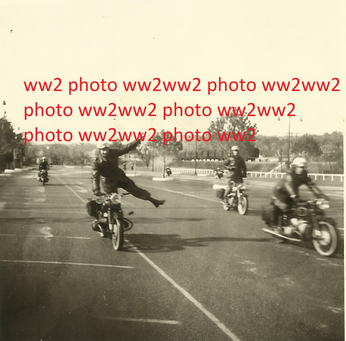 Ww2 photo crs - police, armistice