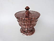 Pot couvert urne en marbre